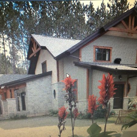 B&B Au Petit Marigot Mont-Tremblant Bagian luar foto
