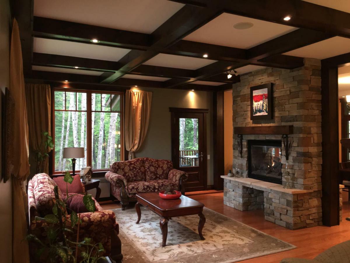 B&B Au Petit Marigot Mont-Tremblant Bagian luar foto